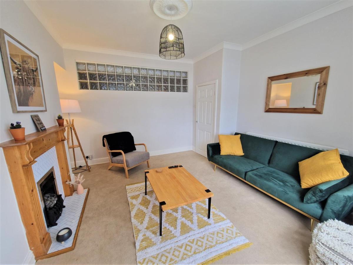 Lovely Seafront Apartment With Garden Swansea Exteriör bild